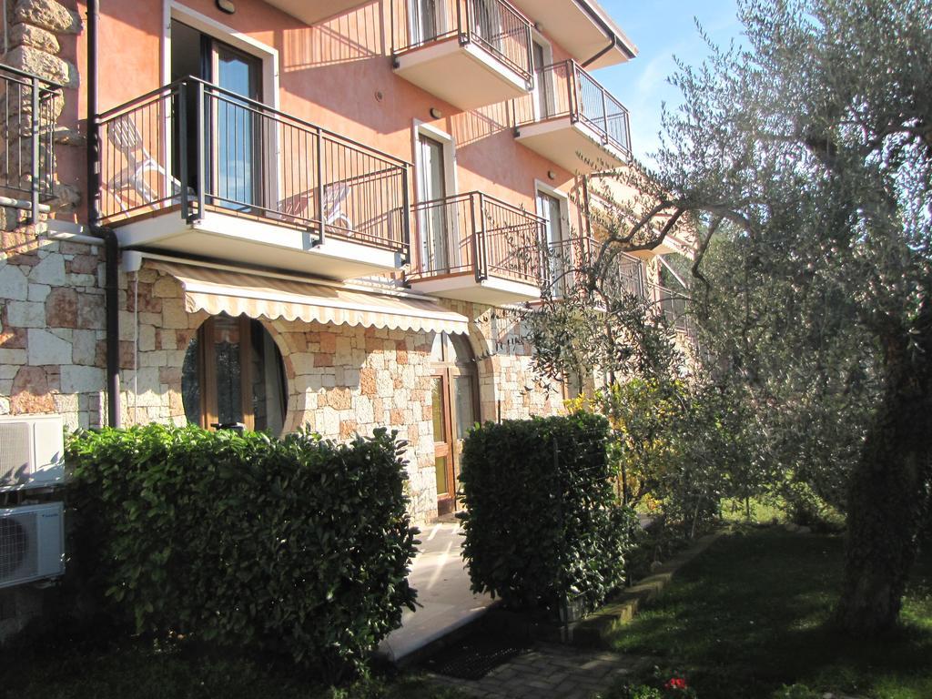 Residence Villa Margherita Brenzone sul Garda Exterior photo