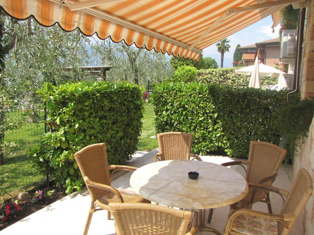 Residence Villa Margherita Brenzone sul Garda Exterior photo