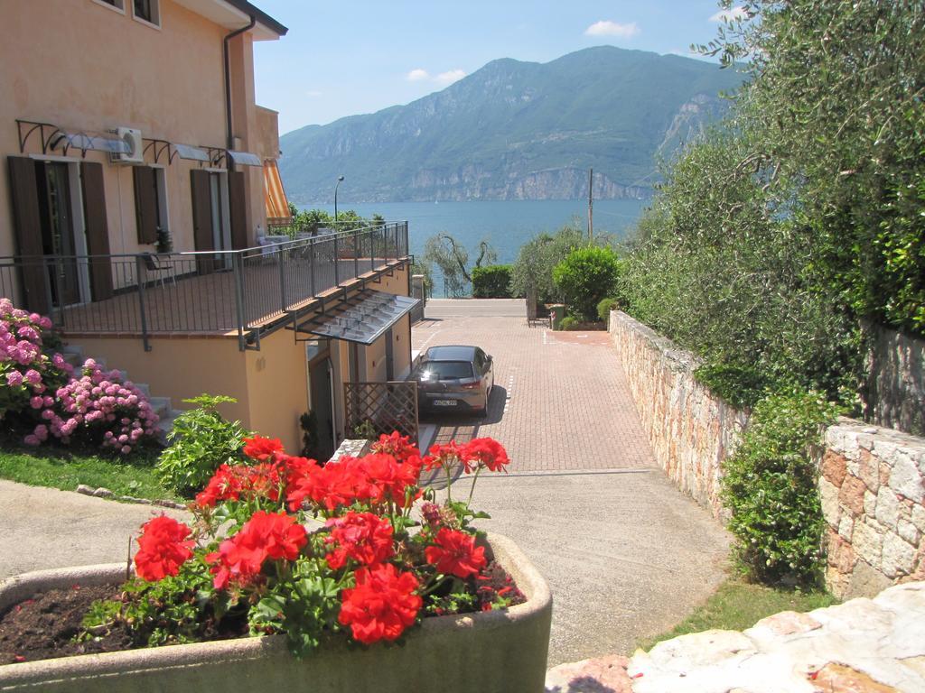 Residence Villa Margherita Brenzone sul Garda Exterior photo