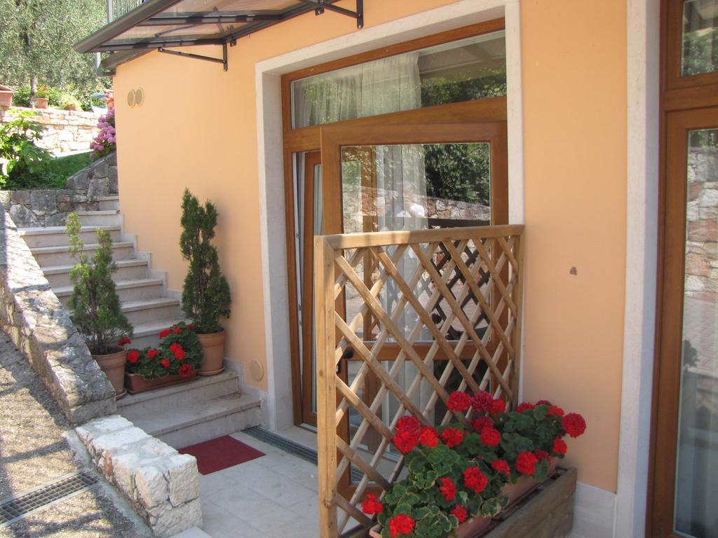 Residence Villa Margherita Brenzone sul Garda Exterior photo
