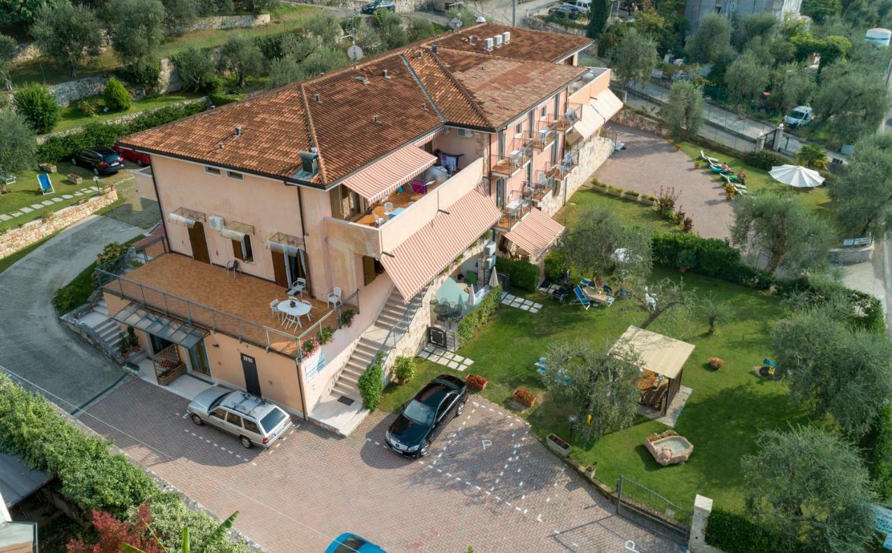 Residence Villa Margherita Brenzone sul Garda Exterior photo